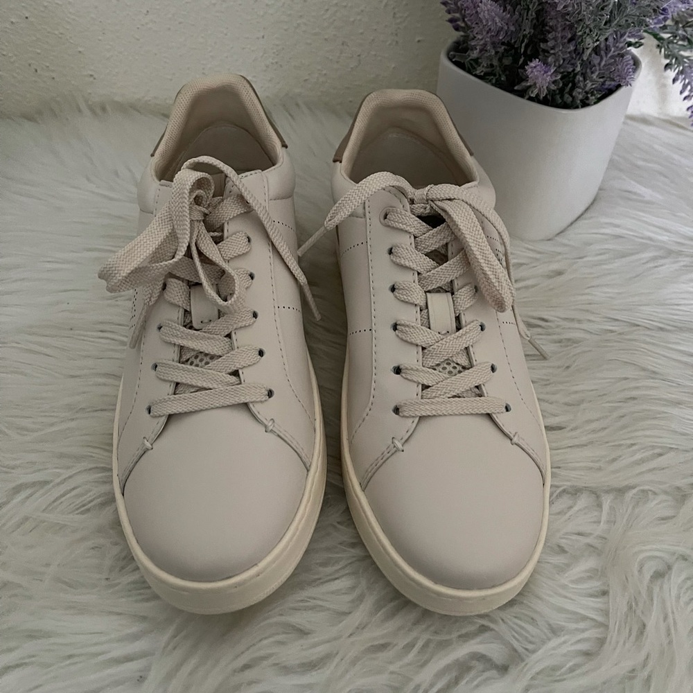 ⛔️SOLD⛔️ Coach Lowline Leather Sneakers